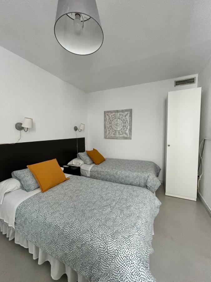 Hostal Berlin Марбелья Экстерьер фото