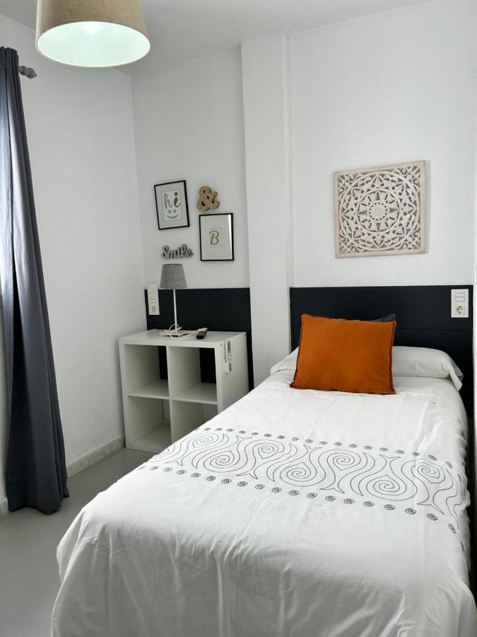 Hostal Berlin Марбелья Экстерьер фото