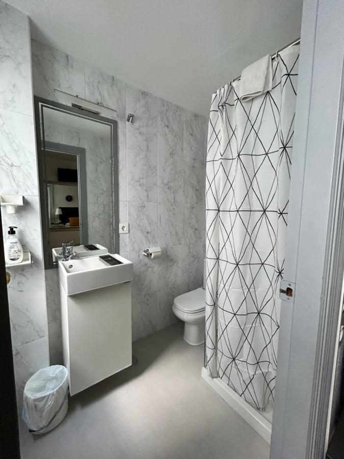 Hostal Berlin Марбелья Экстерьер фото