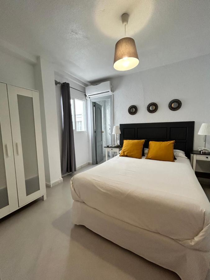Hostal Berlin Марбелья Экстерьер фото