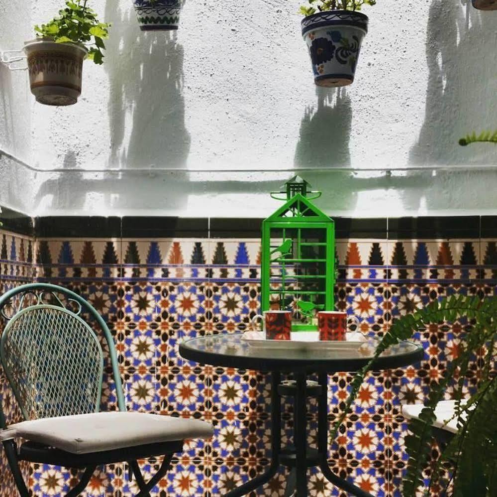 Hostal Berlin Марбелья Экстерьер фото